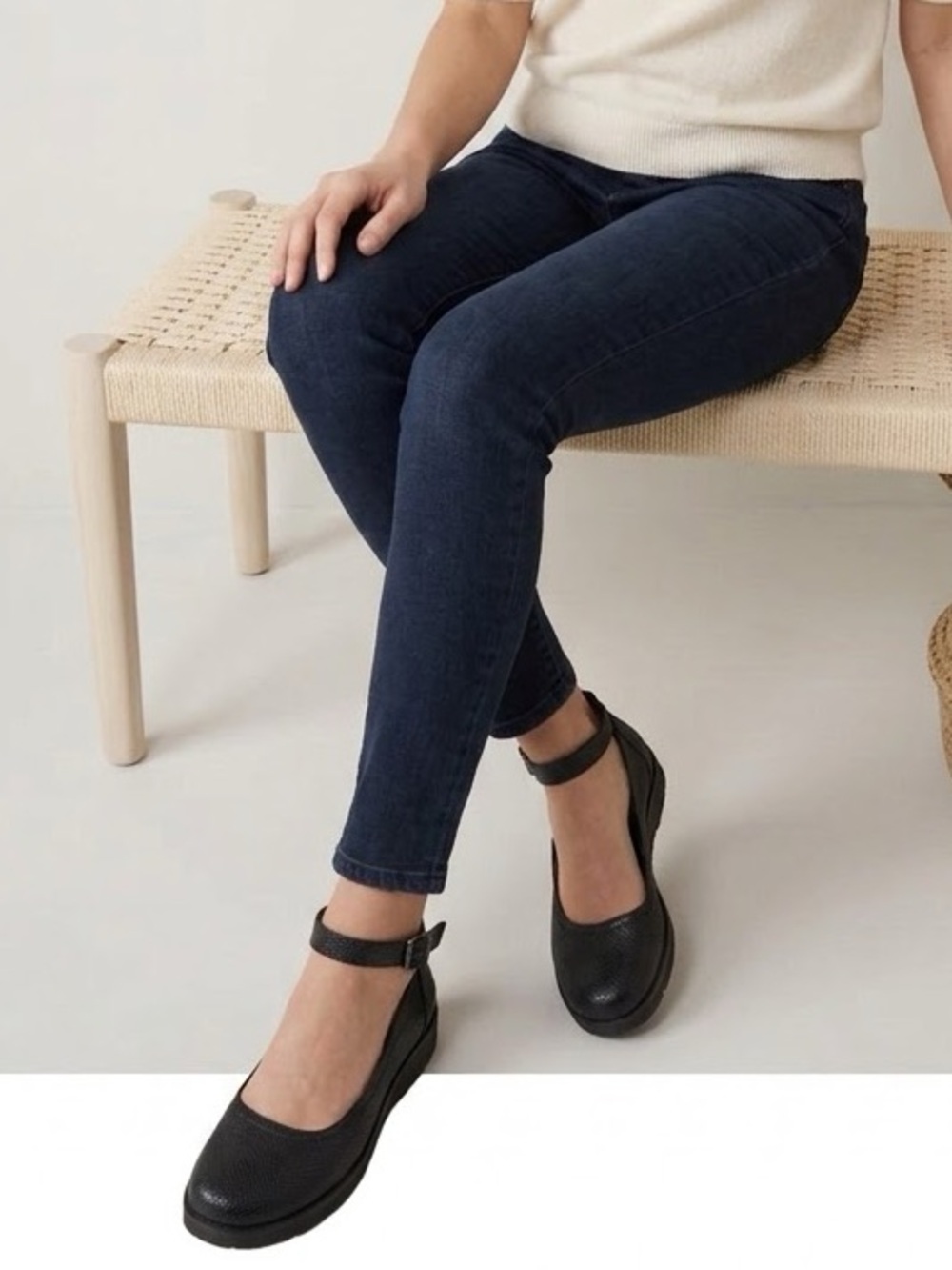 OTBT Women's Scamper Ballet Flats. Size 7